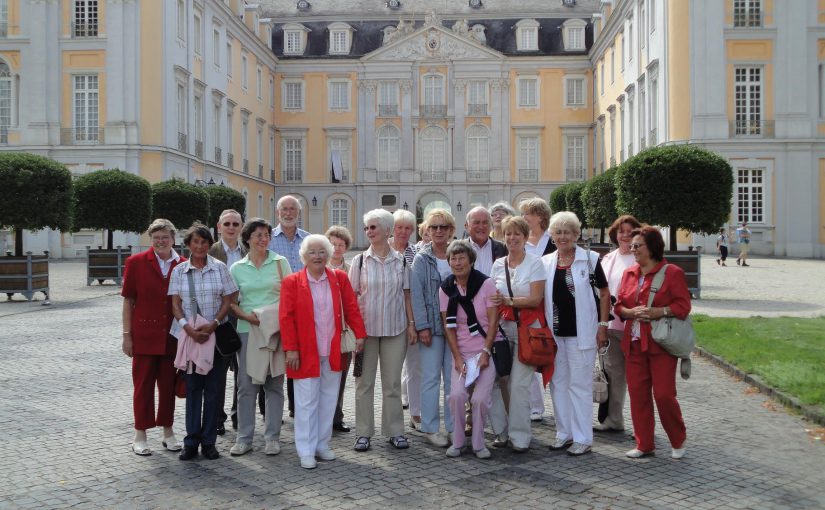 Mit dem Staubwedel durch Schloss Augustusburg